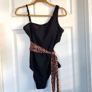 Womans one piece swimsuit,  size large